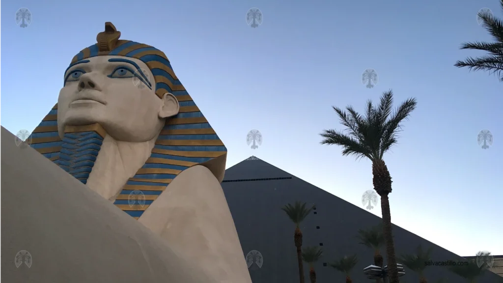 Las Vegas - The Luxor Hotel & Casino